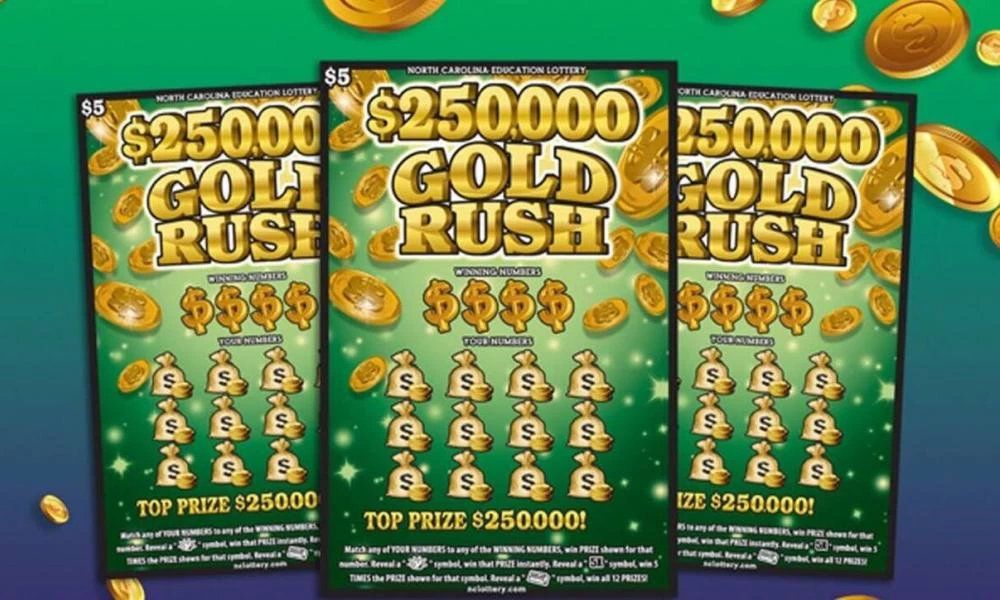 Έχασε πατέρα δουλειά μέσα σε ένα μήνα και παραμονή Χριστουγέννων κέρδισε το ξυστό